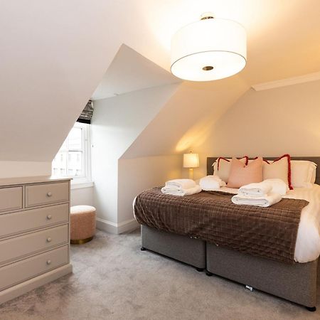 Righ Properties - Luxurious City Centre Three Bedroom Apartment Edinburg Exteriör bild