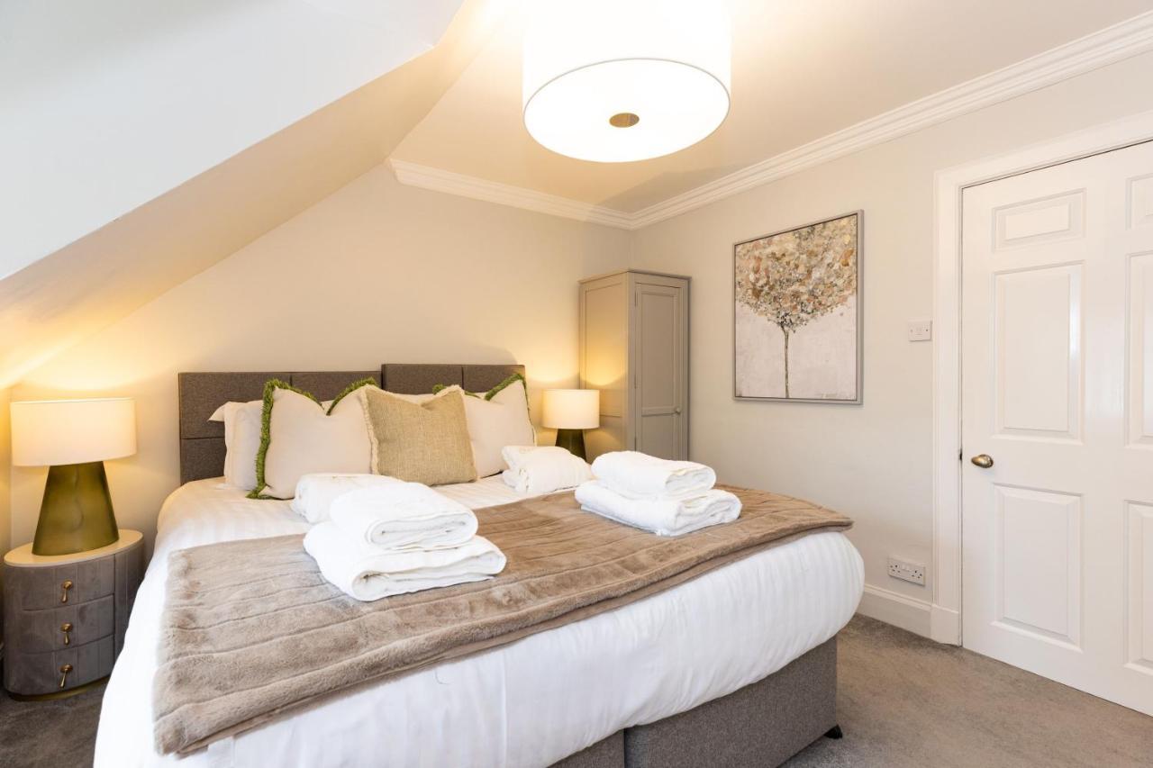 Righ Properties - Luxurious City Centre Three Bedroom Apartment Edinburg Exteriör bild