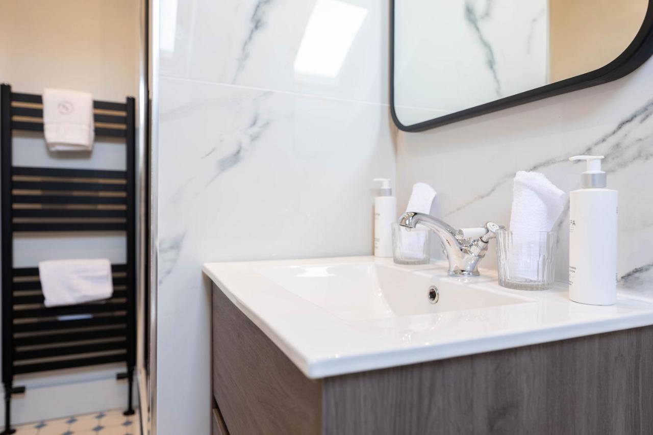 Righ Properties - Luxurious City Centre Three Bedroom Apartment Edinburg Exteriör bild