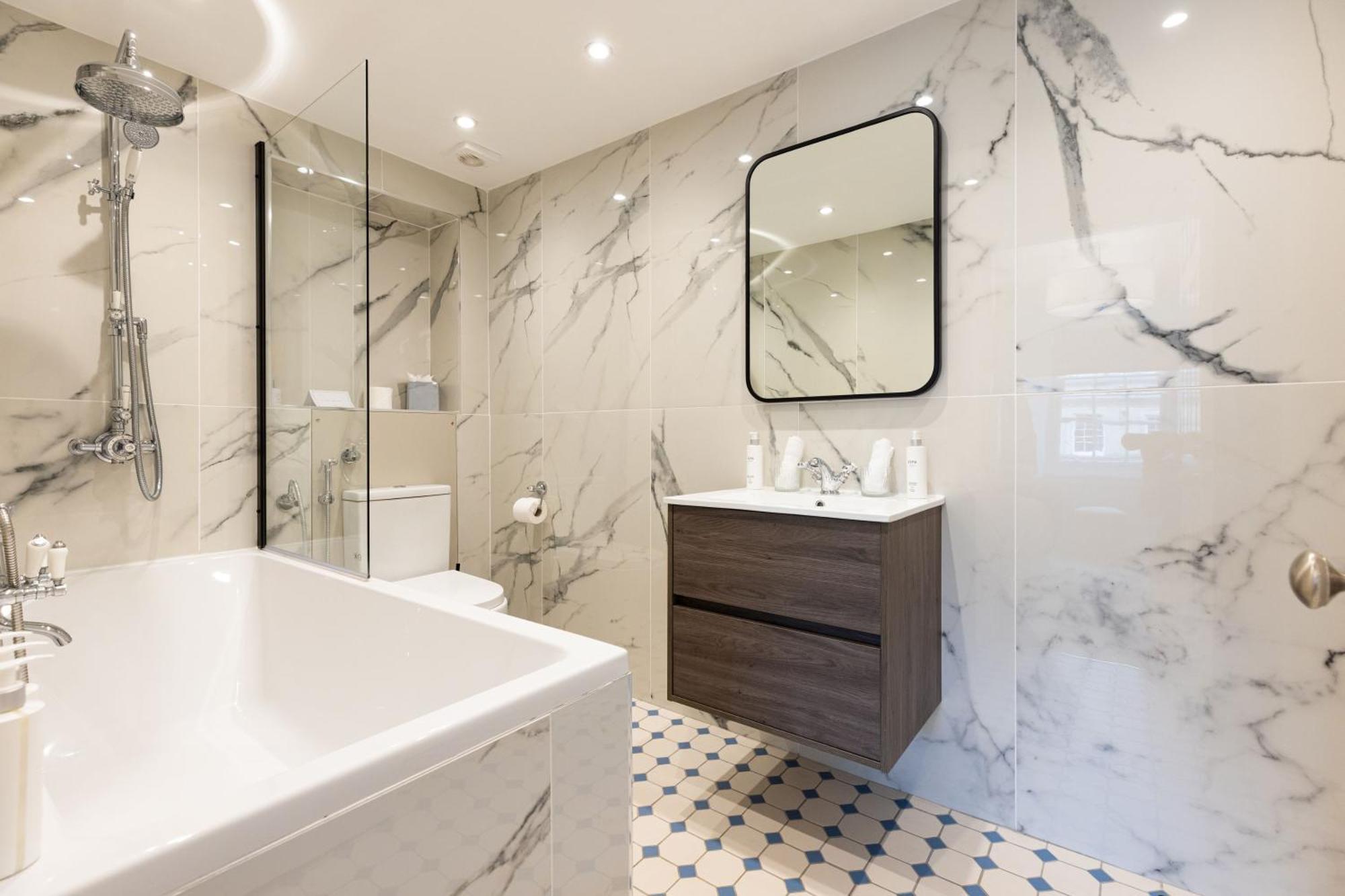 Righ Properties - Luxurious City Centre Three Bedroom Apartment Edinburg Exteriör bild